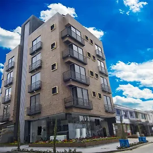 Hotel De Película Apartasuites ****